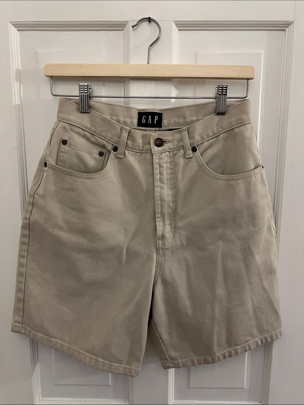 GAP Vintage Light Beige Cotton Relaxed Jean Shorts